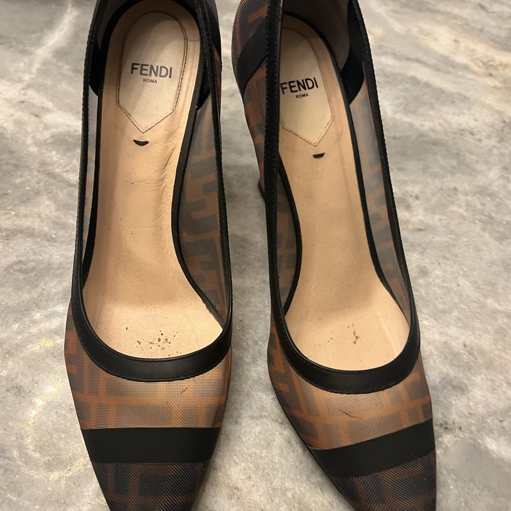 Womens Shoes